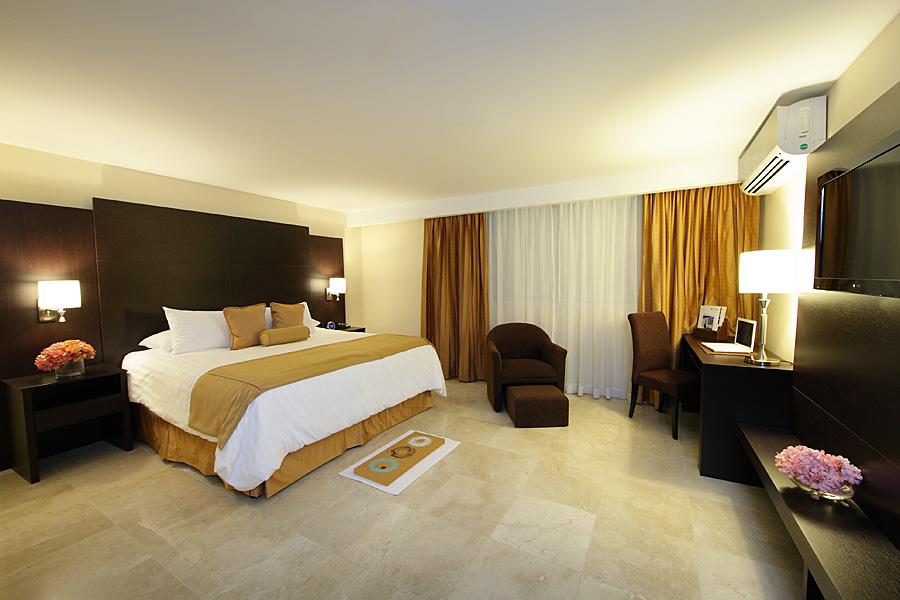 Wyndham Garden Panama City Exterior photo